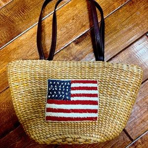 Straw American flag purse. NWOT Perfect condition. No frays or stains.
